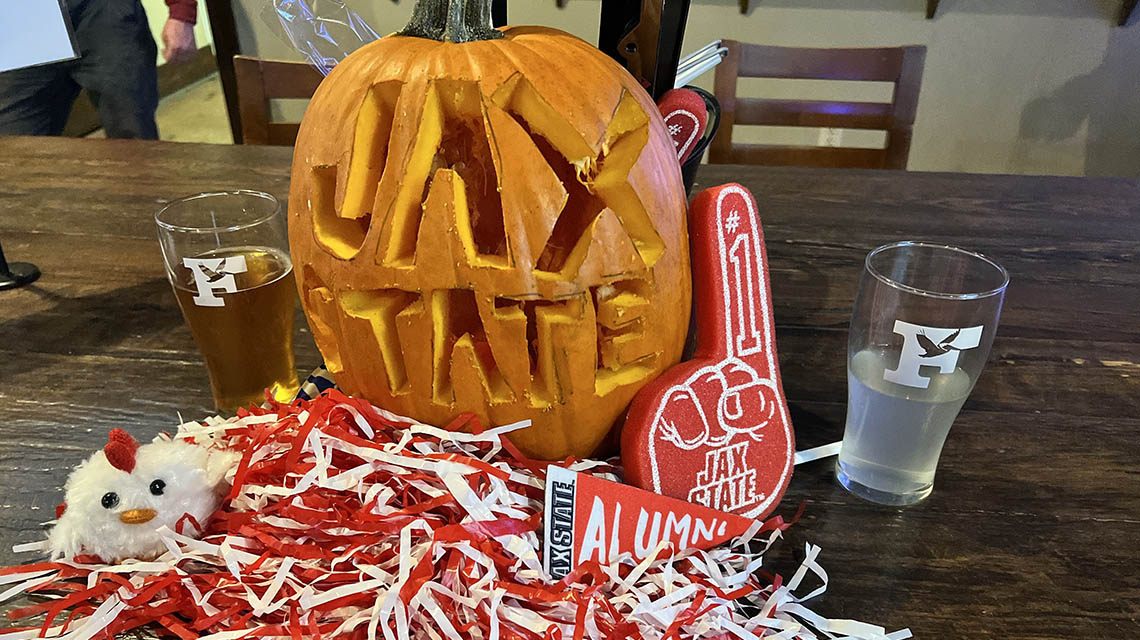 Jax State alumni gather to watch the JSU Game