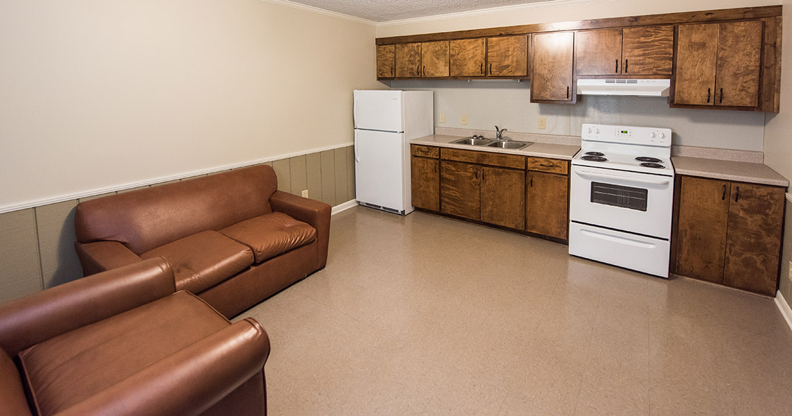 penn house living room and kitchen