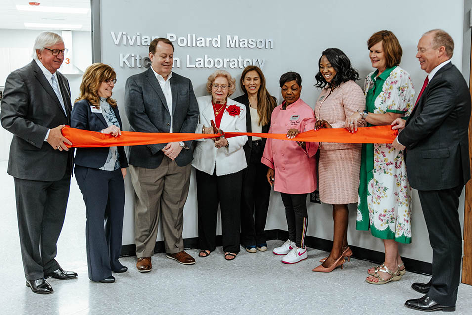 Vivian Pollard Mason Kitchen Lab Ribbon Cutting